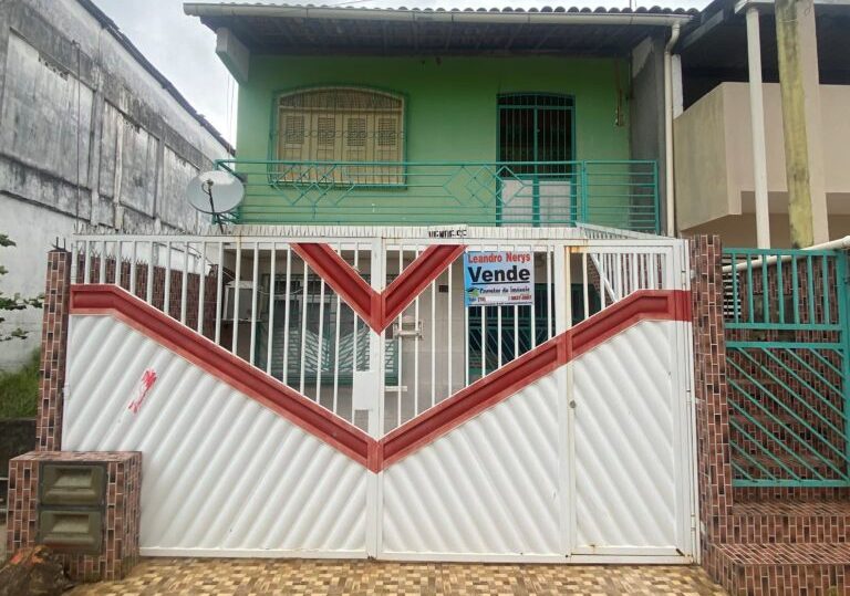 Duas Casas à Venda em Valença-Ba